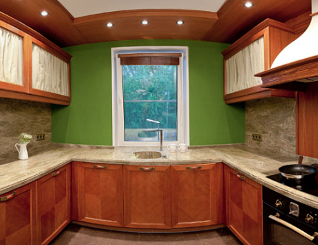 Коричневая кухня в Чите