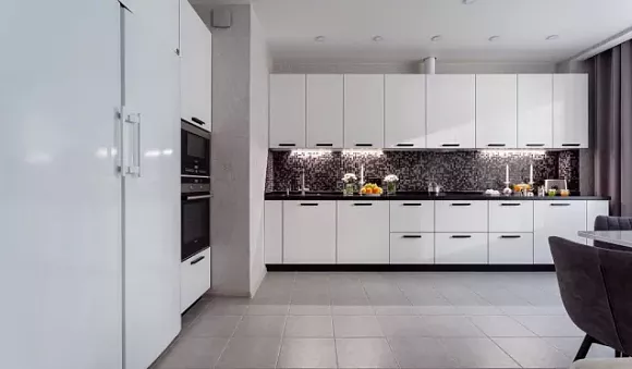 Белая кухня в Липецке