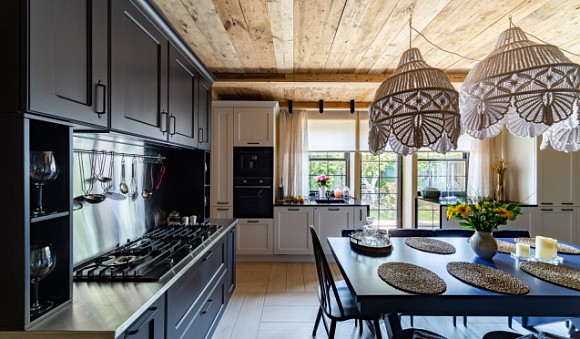 кухни из массива