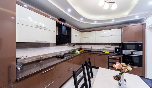 Глянцевая кухня в Ростове-на-Дону