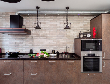 Коричневая кухня в Санкт-Петербурге