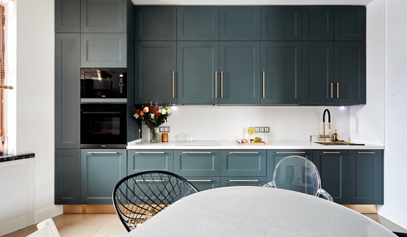 Серая кухня в Клину