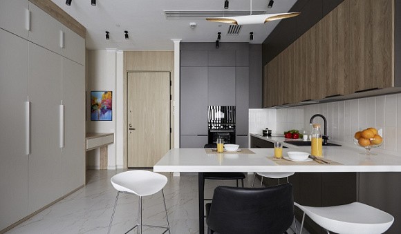 Коричневая кухня в Новосибирске