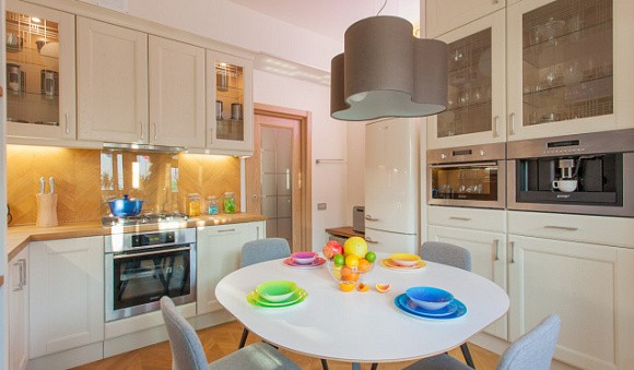 Бежевая кухня в Клину