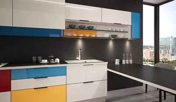 Желтая кухня в Южно-Сахалинске