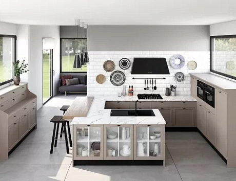 Бежевая кухня в Твери