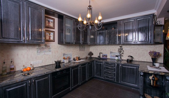 Черная кухня в Новосибирске