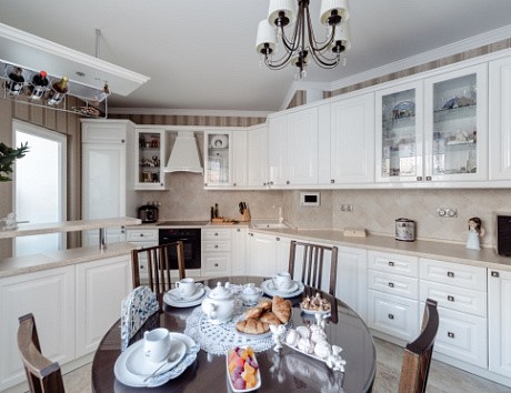 Глянцевая кухня в Череповце