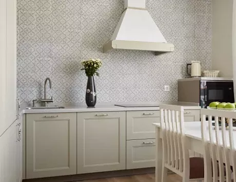 Бежевая кухня в Мурманске