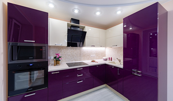 Фиолетовая кухня в Егорьевске